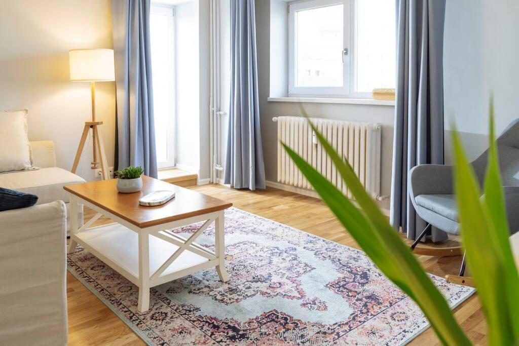 Good Vibes Central Apartment Bucarest Extérieur photo