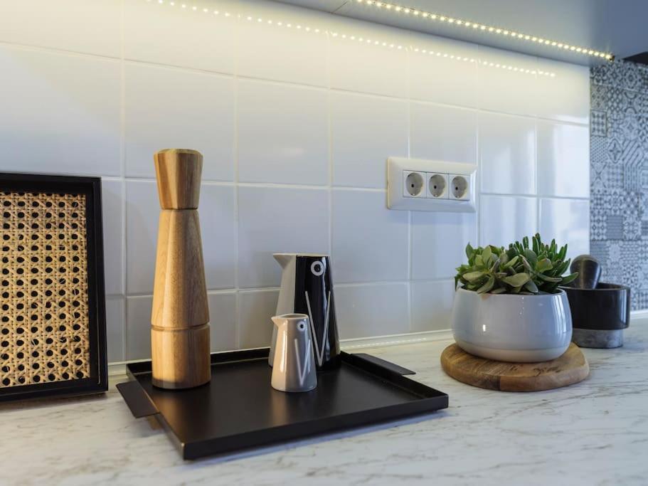 Good Vibes Central Apartment Bucarest Extérieur photo